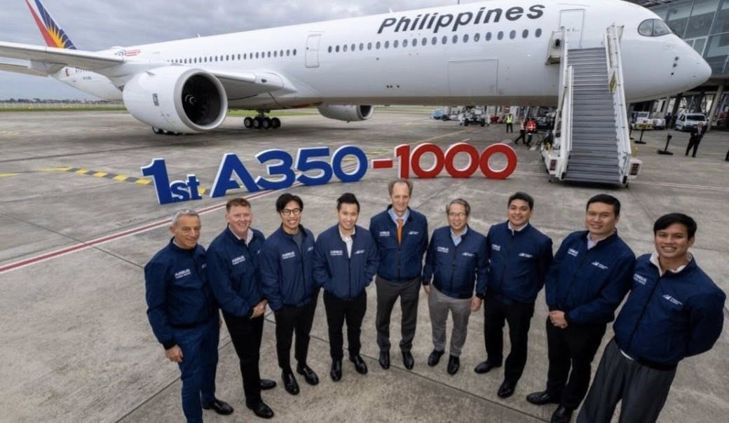 philippine-airlines-nhan-a350-1000-dau-tien-tien-phong-dong-nam-a-voi-may-bay-than-rong-the-he-moi-1766374192.jpg