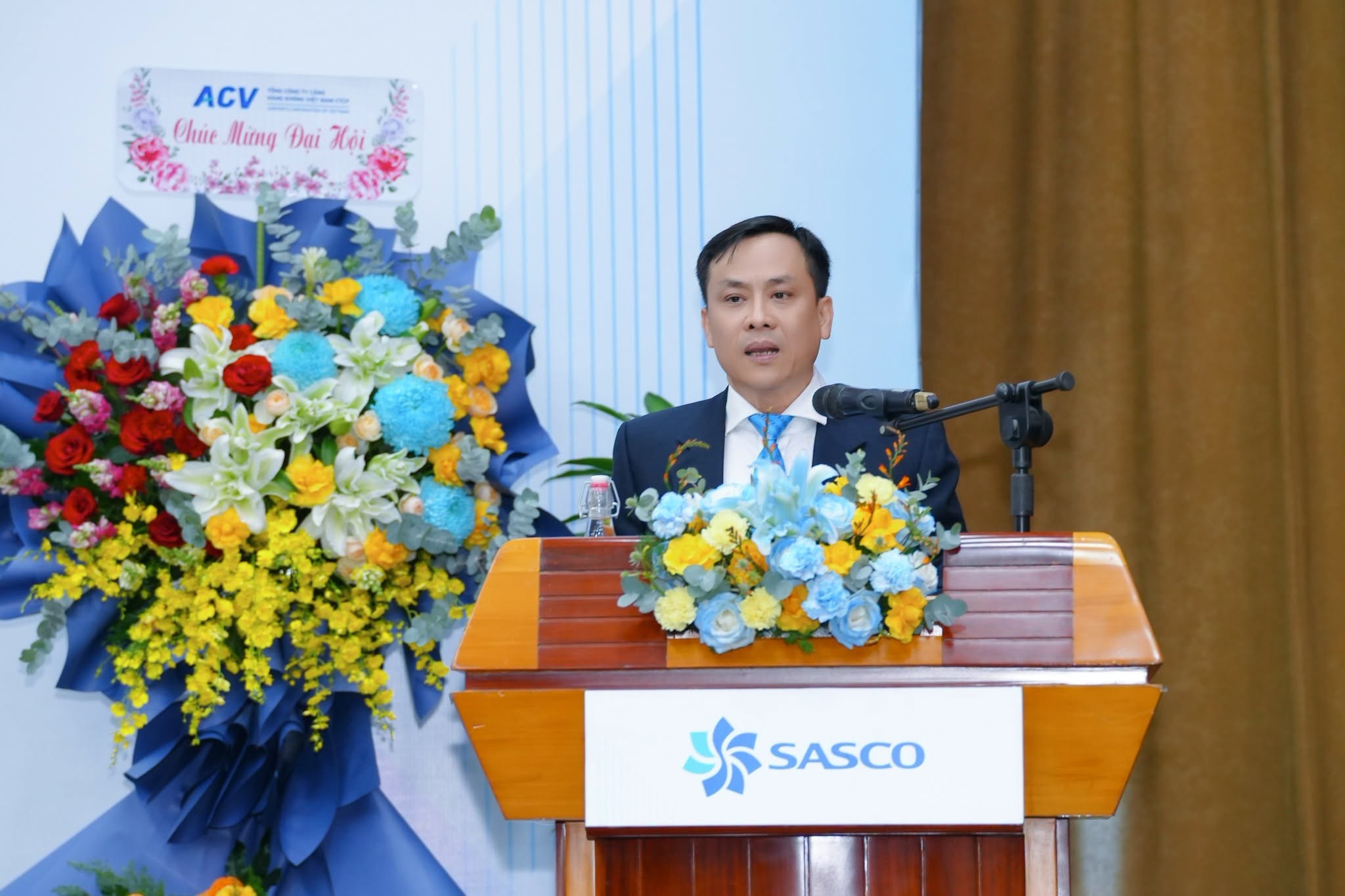 sasco-thay-tuong-sau-quy-lai-tang-99-doanh-nghiep-cua-ong-johnathan-hanh-nguyen-tang-toc-cho-cuoc-dua-san-bay-long-thanh-1785829451.jpg