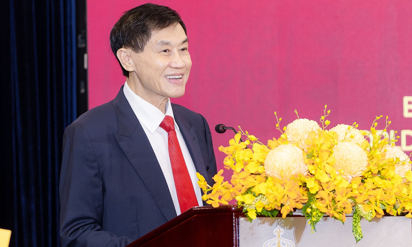 mot-cong-ty-cua-ty-phu-johnathan-hanh-nguyen-lai-hon-15-ty-dongthang-1-1714017714.jpeg