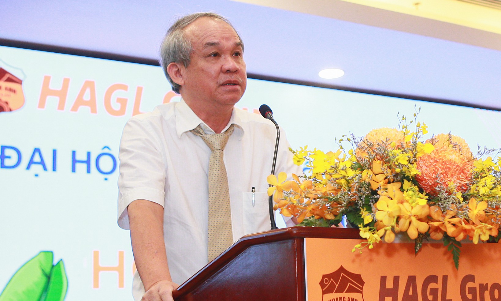 vua-mung-thoat-lo-hoang-anh-gia-lai-bi-phat-vi-giau-thong-tin-su-dung-tien-trai-phieu-no-tai-chinh-tang-manh-1754533220.jpg