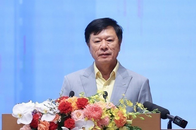 tai-sao-chu-tich-dia-oc-hoang-quan-ban-sach-von-o-cong-ty-con-1758077766.jpg