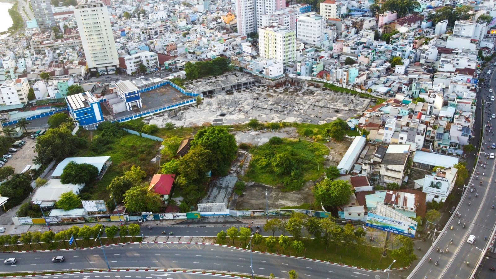 land-saigon-bat-tay-phuong-nam-global-giua-luc-du-an-dragon-riverside-city-bi-thanh-tra-1759031348.jpg