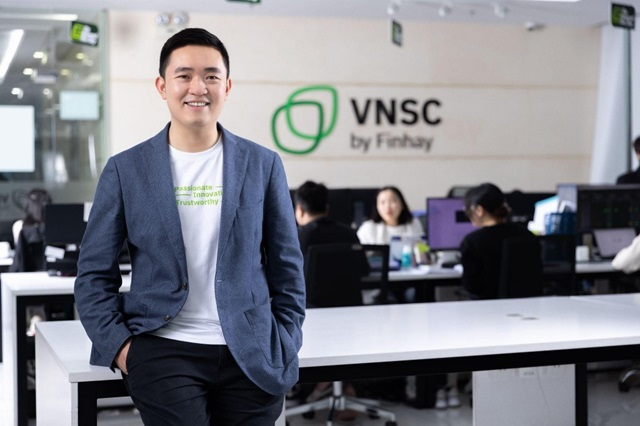 finhay-3-nam-am-tham-thau-tom-thuong-hieu-vina-securities-chinh-thuc-bi-khai-tu-1765416944.png