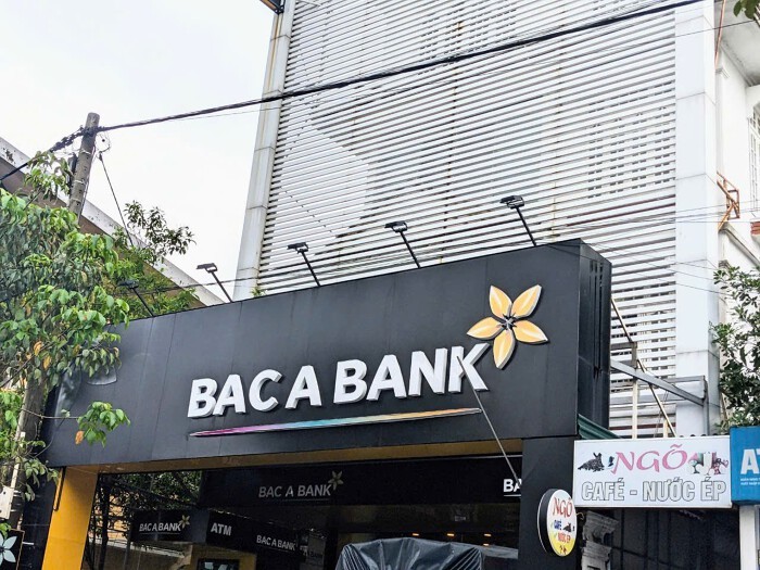 bac-a-bank-vua-phat-hanh-2000-ty-lai-chi-2000-ty-mua-lai-truoc-han-cuoc-dua-dao-von-ngan-hang-nong-len-1777426157.jpg