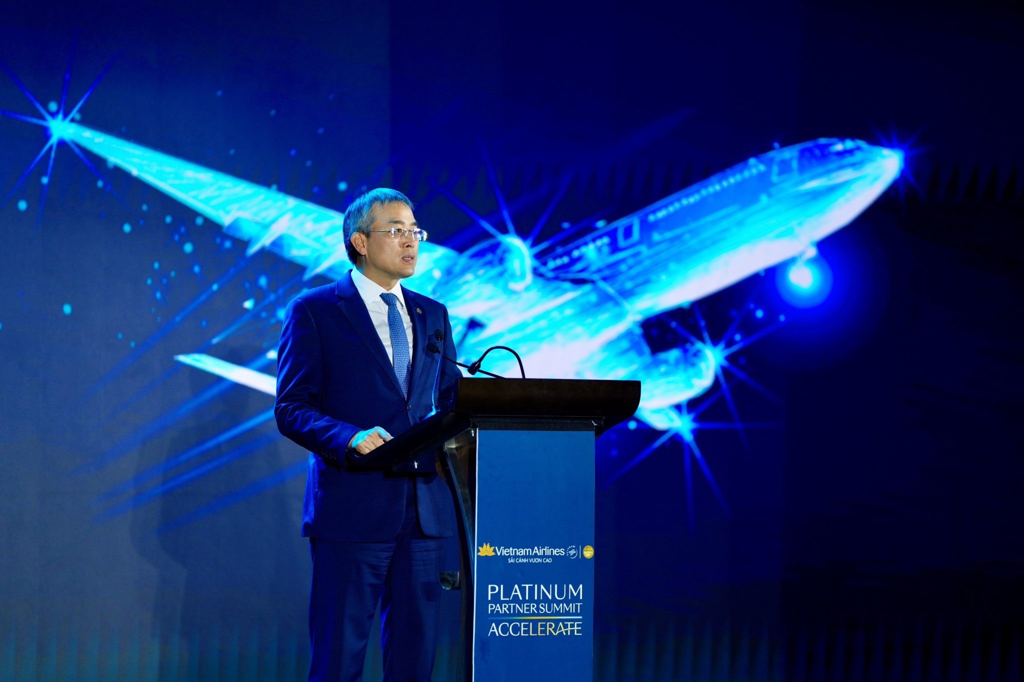 chu-tich-vietnam-airlines-gui-tam-thu-toan-he-thong-giua-ap-luc-chua-tung-co-cua-nganh-hang-khong-1777685264.jpg