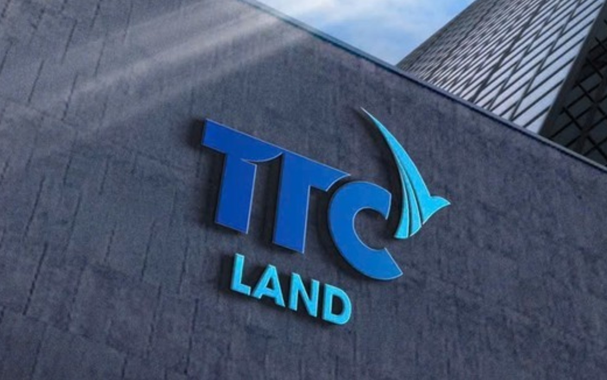 ttc-land-tiep-tuc-xao-tron-nhan-su-cap-cao-1778469072.jpg