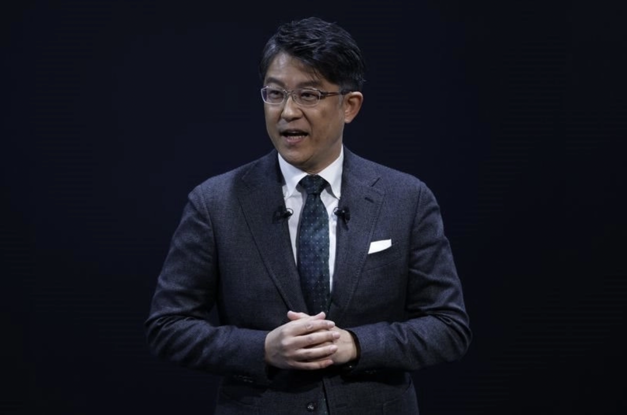 chau-trai-nha-sang-lap-toyota-tu-chuc-ceo-chu-tich-lexus-thay-the-1674746981.png