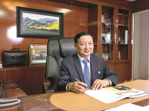 cong-ty-co-phan-lizen-lam-an-ra-sao-khi-ong-bui-duong-hung-giu-chuc-chu-tich-hdqt-1-1682449872.jpeg