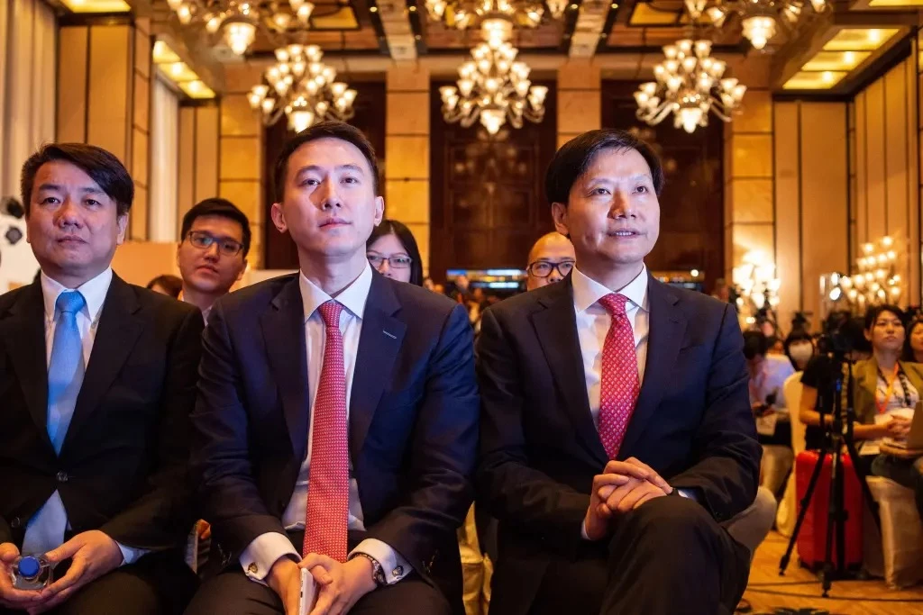 ceo-tiktok-shou-zi-chew-sap-mua-mot-can-nha-go-tri-gia-hang-chuc-trieu-usd-trong-khu-nha-giau-bac-nhat-1679889045.webp