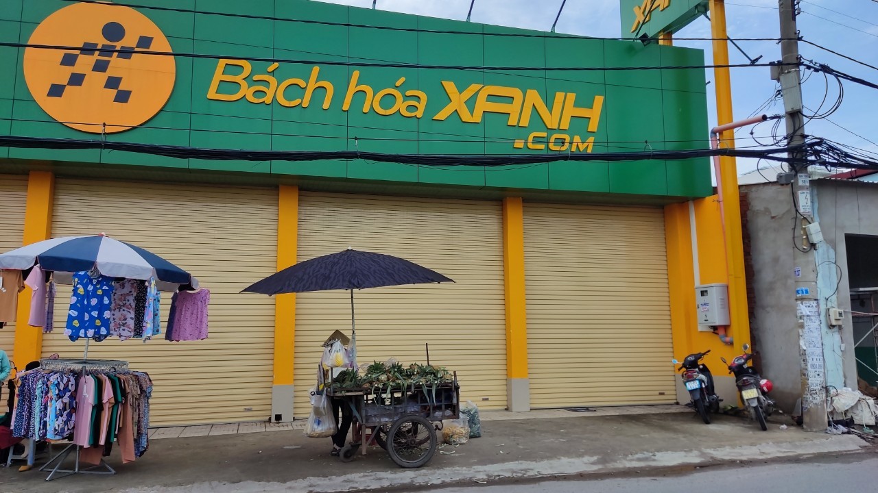 bach-hoa-xanh-tiep-tuc-cat-giam-cua-hang-du-moi-cua-hang-thu-13-ty-dongthang-vi-sao-vay-1682236179.jpeg
