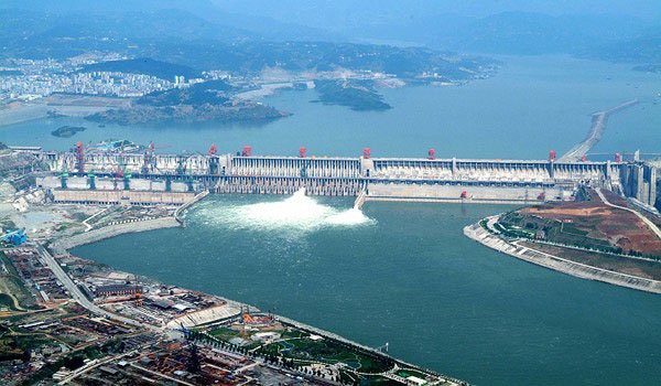 Ngày 14/12/1994, chính phủ Trung Quốc mới khởi công xây dựng đập Tam Hiệp
