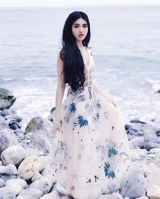 Đang khuấy đảo Instagram Hội con nhà giàu Việt Nam: tiểu thư con nhà buôn siêu xe, lột xác từ 96kg - Ảnh 4.