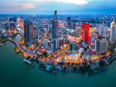 Giám đốc điều hành tập đoàn VI GROUP: “Nếu Mỹ giảm lãi suất thì nền kinh tế Việt Nam mới được hồi phục”