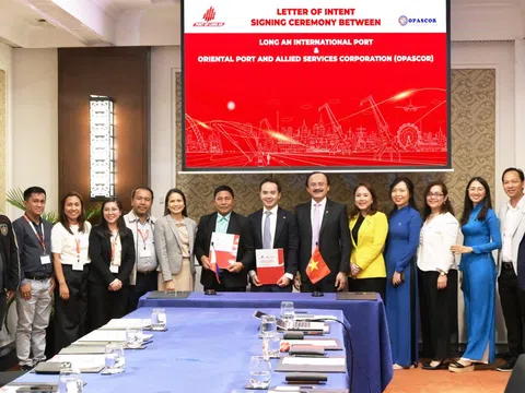 Cảng Quốc tế Long An được cộng đồng Quốc tế đánh giá cao khi xuất hiện với tư cách Diễn giả tại Hội nghị Philippine Ports and Logistics 2024