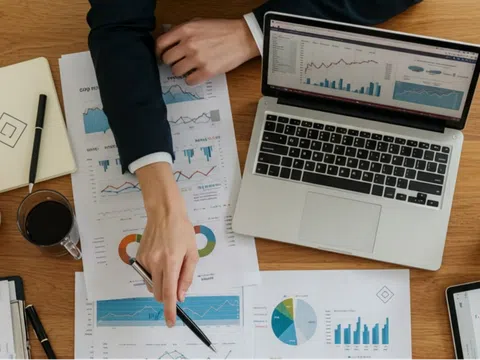 Không chỉ có AI, dữ liệu và tài chính: Kỹ năng nào sẽ giúp người trẻ trụ vững trước thị trường lao động đang biến đổi?