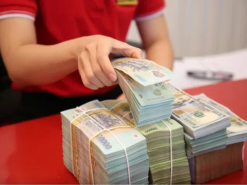 Tiền chuyển vào tài khoản cá nhân có bị đánh thuế hết? Cục Thuế làm rõ 8 nhóm thu nhập chịu thuế