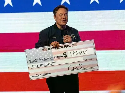 Tỷ phú Elon Musk tuyên bố tặng cổ phiếu SpaceX cho tất cả trẻ em Mỹ