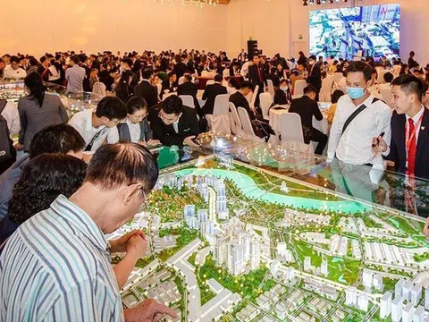 Siết chặt thị trường địa ốc: TPHCM nói “không” với ủy quyền giao dịch bất động sản, các sàn môi giới có tìm đường đi mới