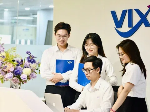 Cổ phiếu tăng gấp 3, rồi lao dốc 40%: VIX bước vào giai đoạn "hậu cao trào"?