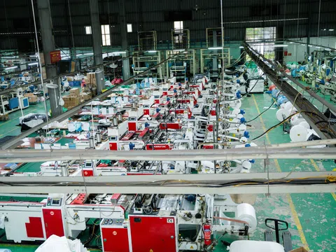 Doanh nghiệp nhựa giàu cỡ nào? Huy động 100 tỷ và “chạy nước rút” lên HOSE sau 12 tháng lên UPCoM