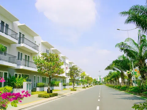 Phú Long đồng loạt trao sổ hồng các dự án đến khách hàng